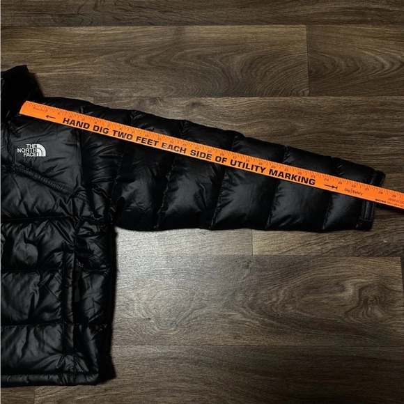 The North Face Women’s 2000 Retro Nuptse Jacket Black Size: Medium NWT - Picture 13 of 14